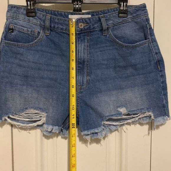 Kancan Distressed Denim Shorts - Picture 8 of 9